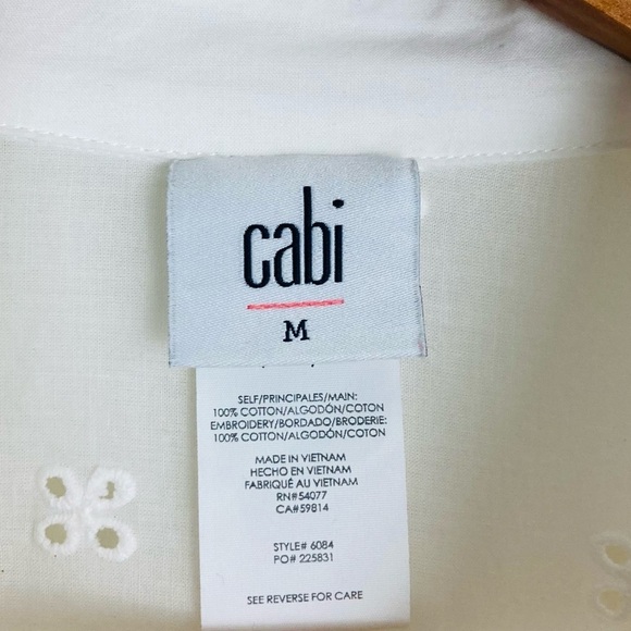 Cabi white eyelet button front top with balloon sleeves and elasticized cuffs. M - Picture 6 of 6